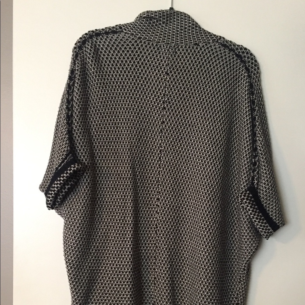•Splendid Sweater• - Picture 6 of 6